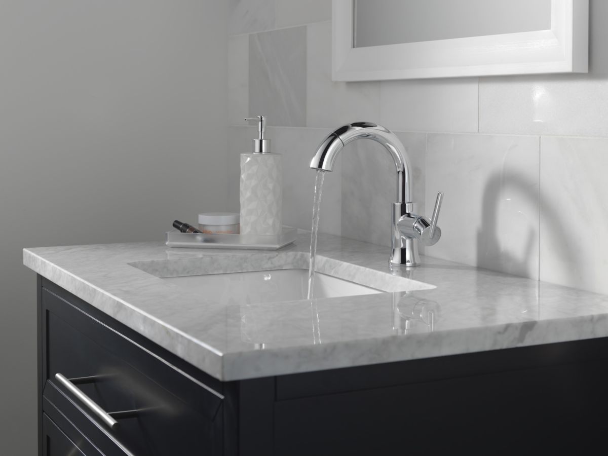 DELTA Trinsic Single Handle Pull-Down Bathroom Faucet — Chrome
