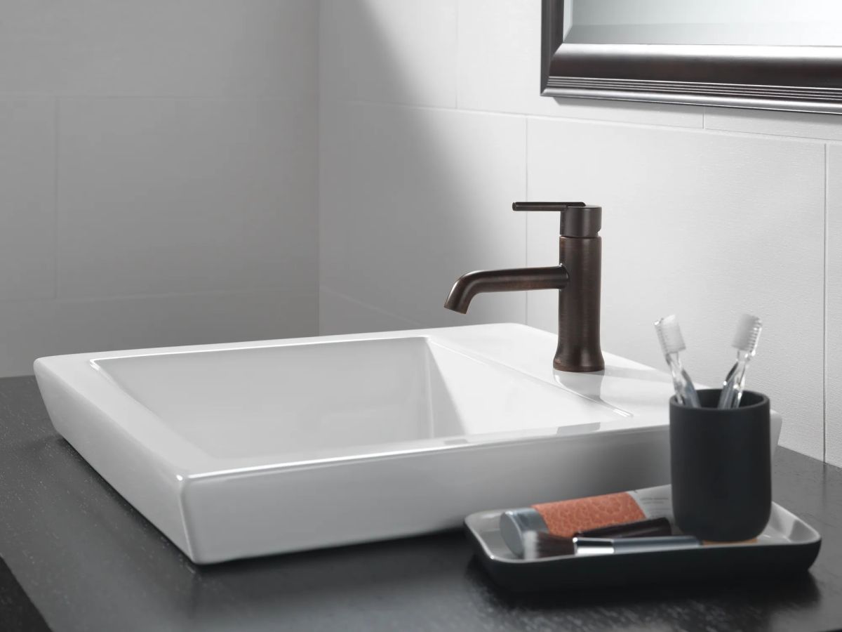 DELTA Trinsic Single Handle Bathroom Faucet — Venetian Bronze