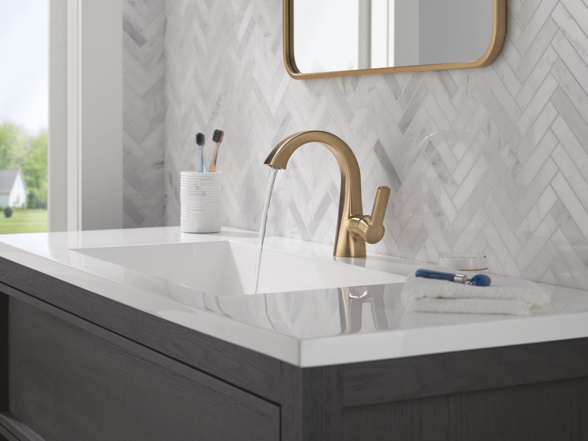 DELTA Lineax Single Handle Bathroom Faucet — Champagne Bronze
