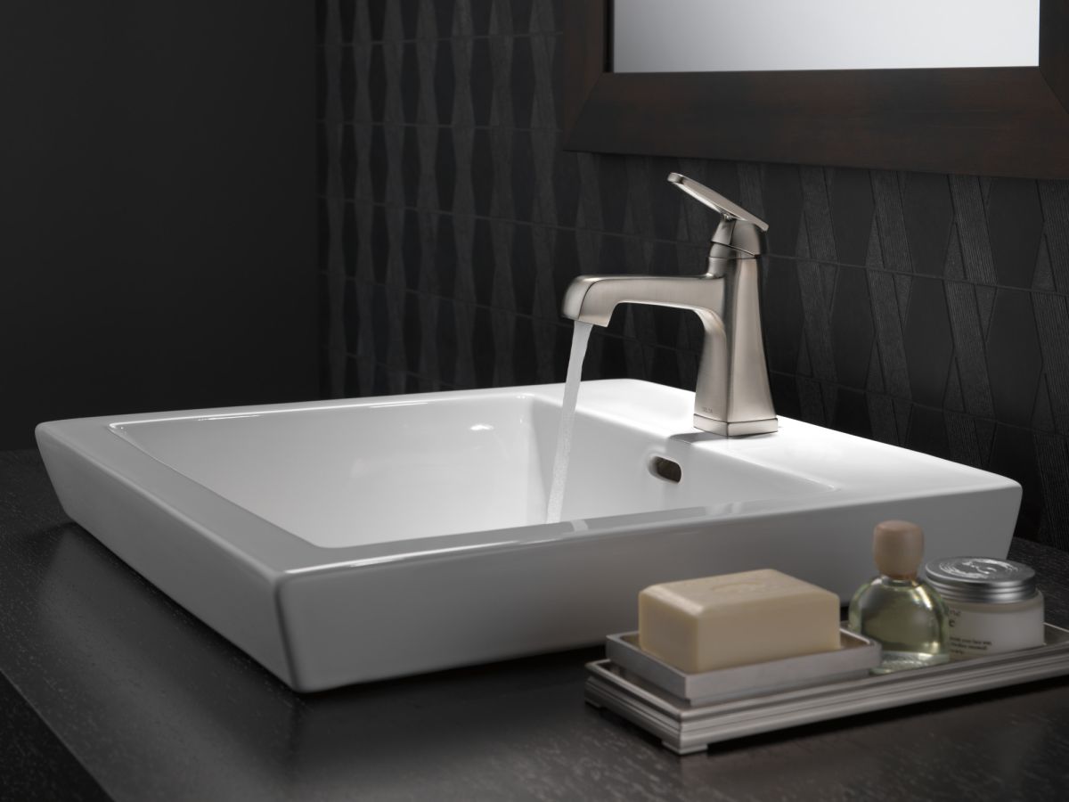 DELTA Ashlyn Single Handle Bathroom Faucet — Stainless