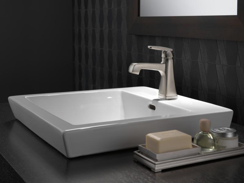 DELTA Ashlyn Single Handle Bathroom Faucet — Stainless