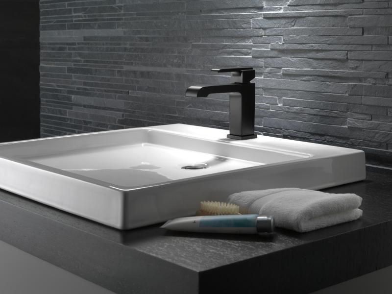DELTA Ara Single Handle Bathroom Faucet — Matte Black