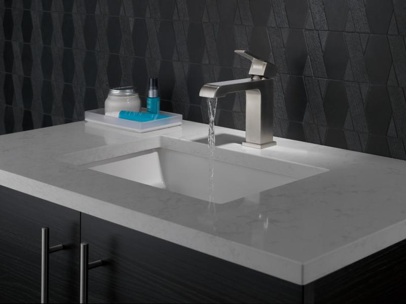 DELTA Ara Single Handle Bathroom Faucet — Stainless