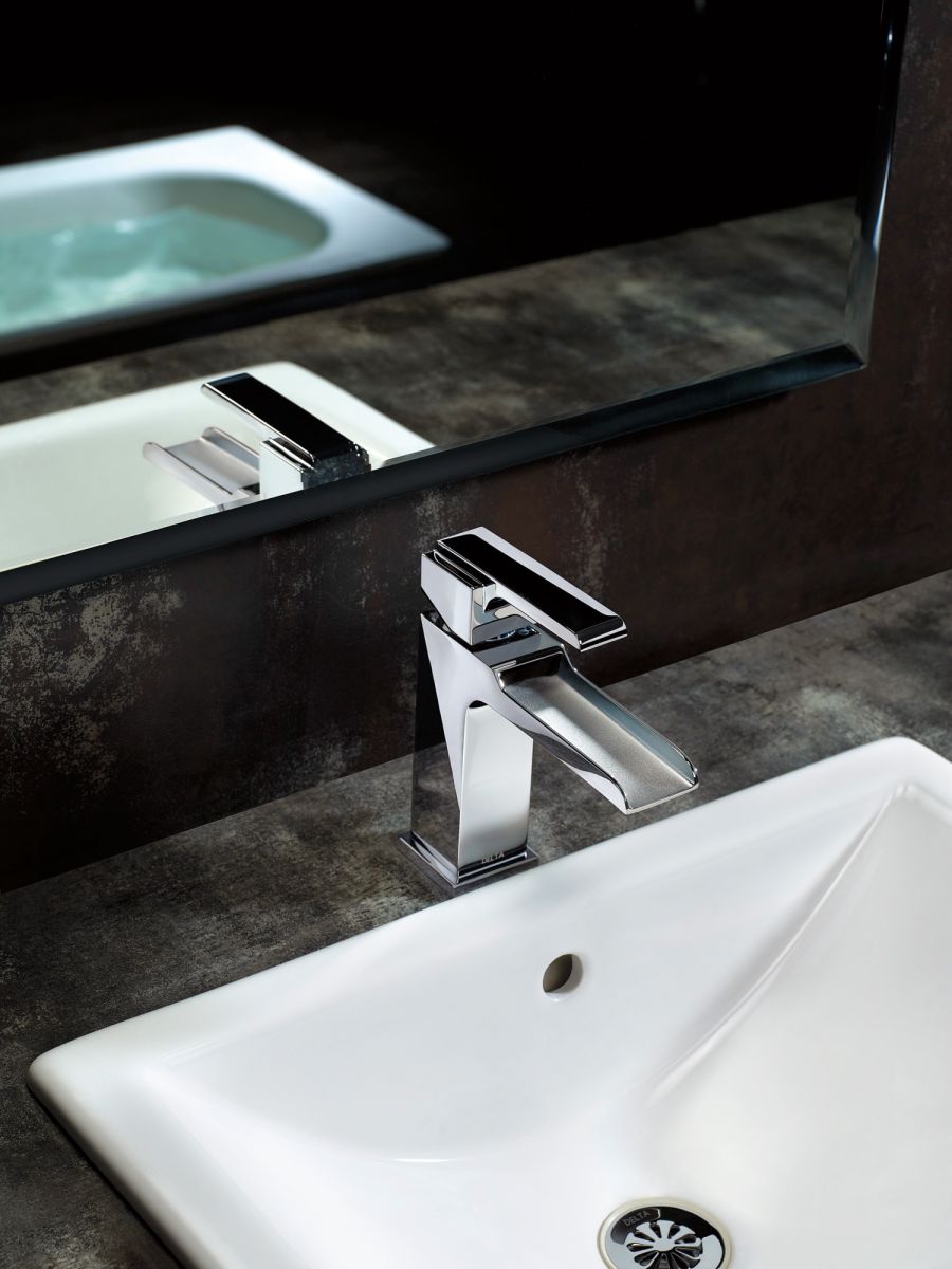 DELTA Ara Single Handle Channel Bathroom Faucet — Chrome