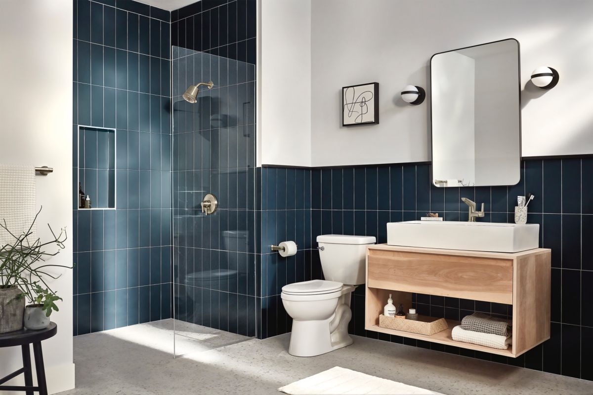 DELTA Galeon 17 Series Shower Trim with Cylinder SH — Lumicoat® Stainless