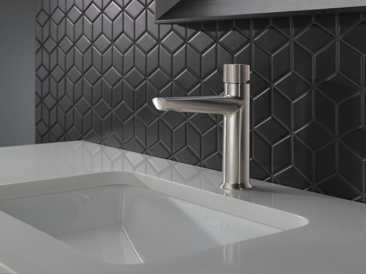 DELTA Galeon Single Handle Bathroom Faucet — Lumicoat® Stainless