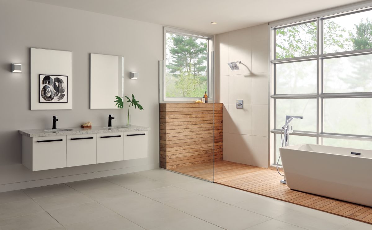 DELTA Zura Single Handle Floor Mount Tub Filler Trim with Hand Shower — Chrome