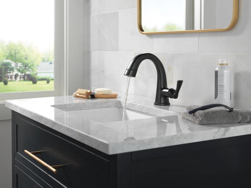 DELTA Stryke Single Handle Pull Down Bathroom Faucet — Matte Black