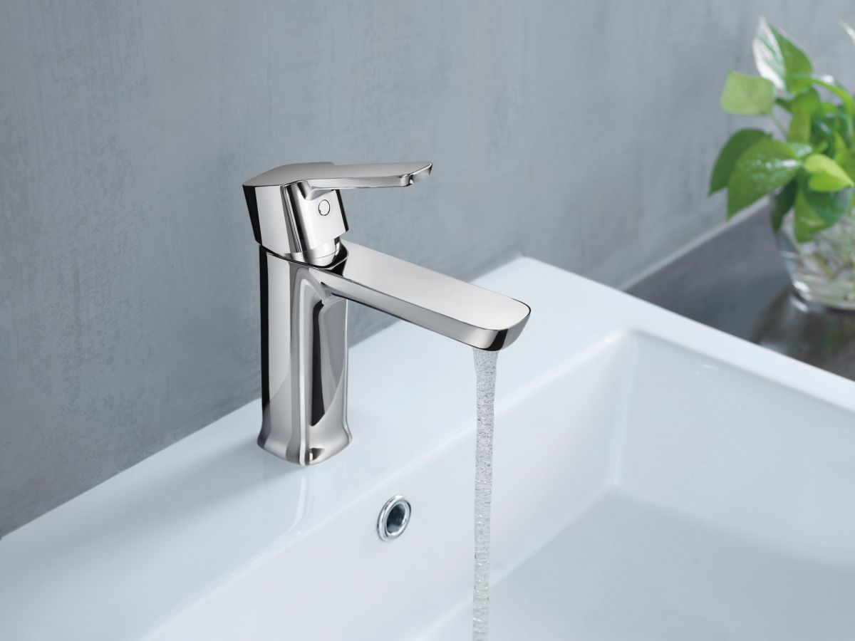DELTA Modern Single Handle Project-Pack Bathroom Faucet — Chrome