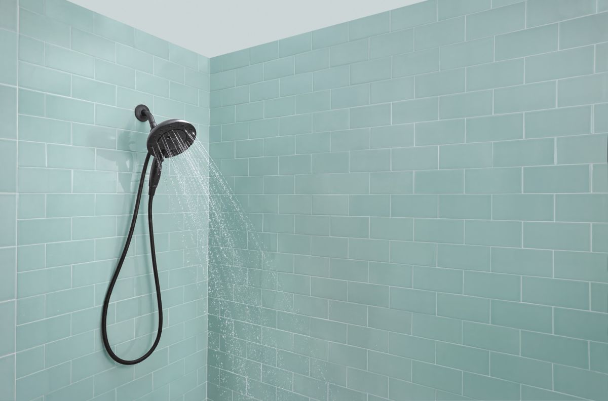 DELTA Universal Showering Components H2OKINETIC In2ition 5-Setting Two-in-One Shower — Matte Black