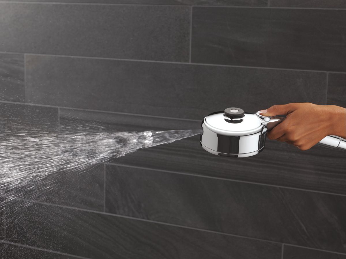 DELTA Universal Showering Components PivotPro 3-in-1 Combination Shower — Lumicoat® Chrome