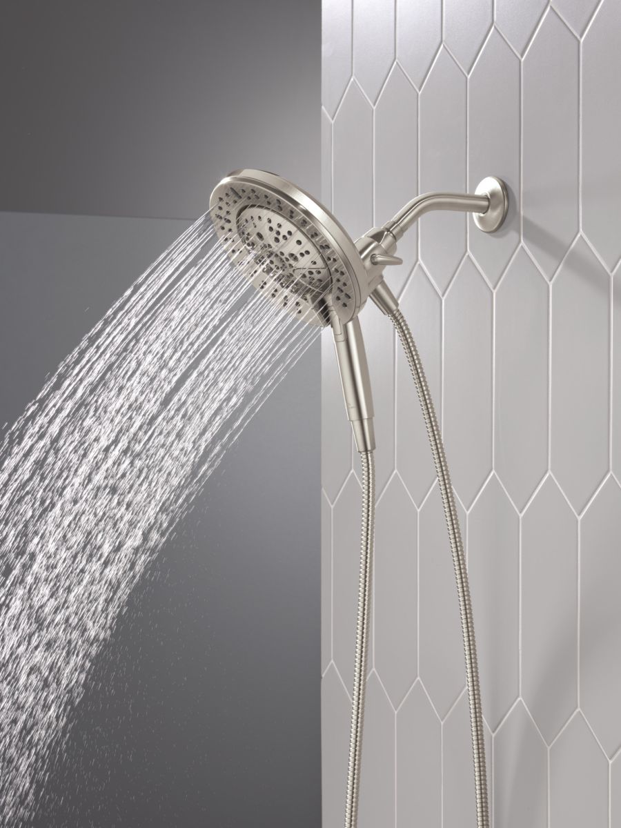 DELTA Universal Showering Components 7-Setting In2ition with ProClean — Lumicoat® Stainless