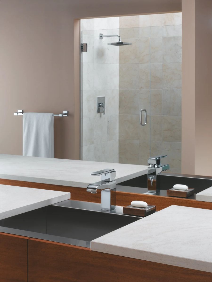 DELTA Urban Arzo 24" Towel Bar — Chrome