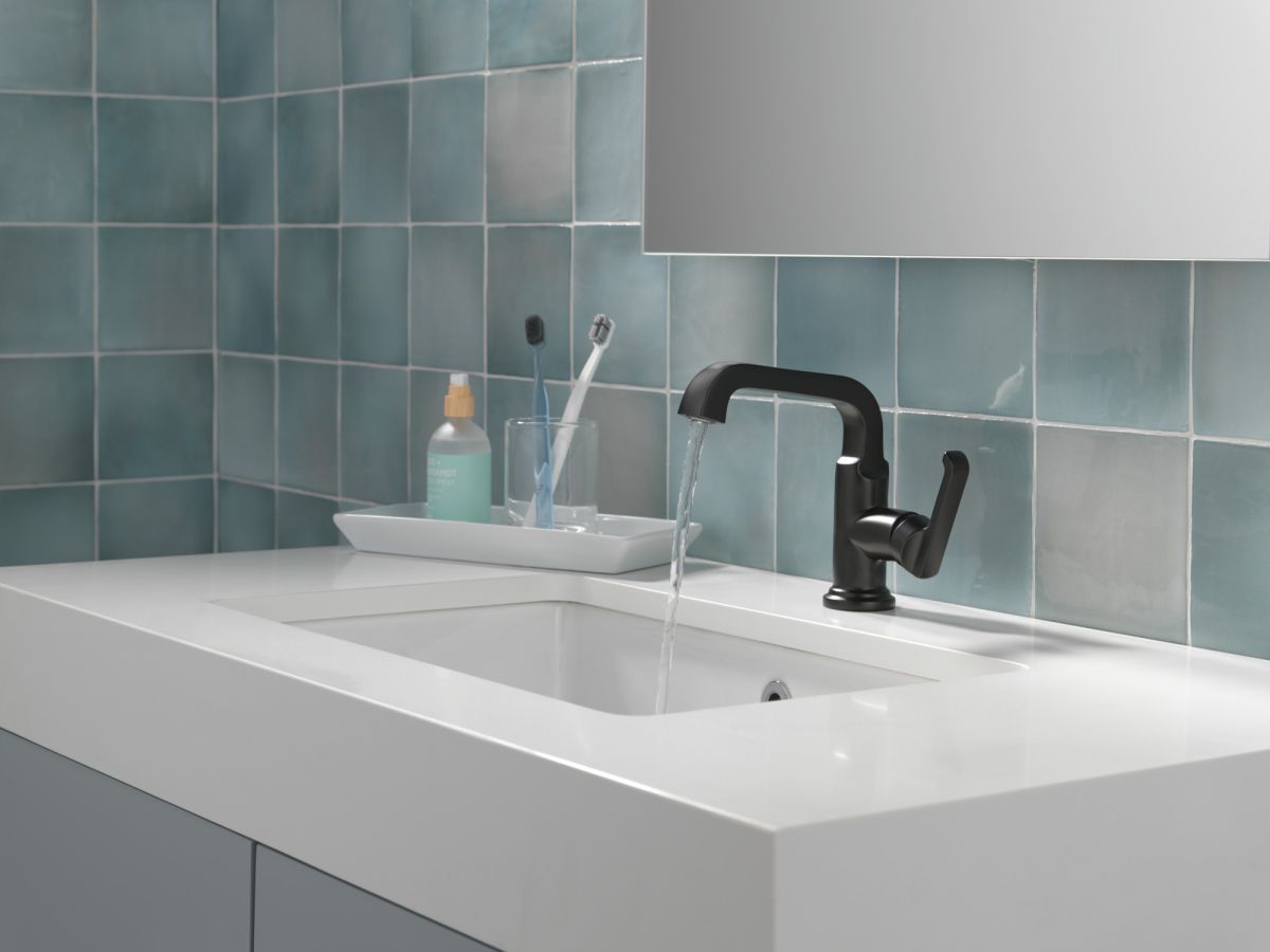 DELTA Tetra Single Handle Bathroom Faucet — Matte Black