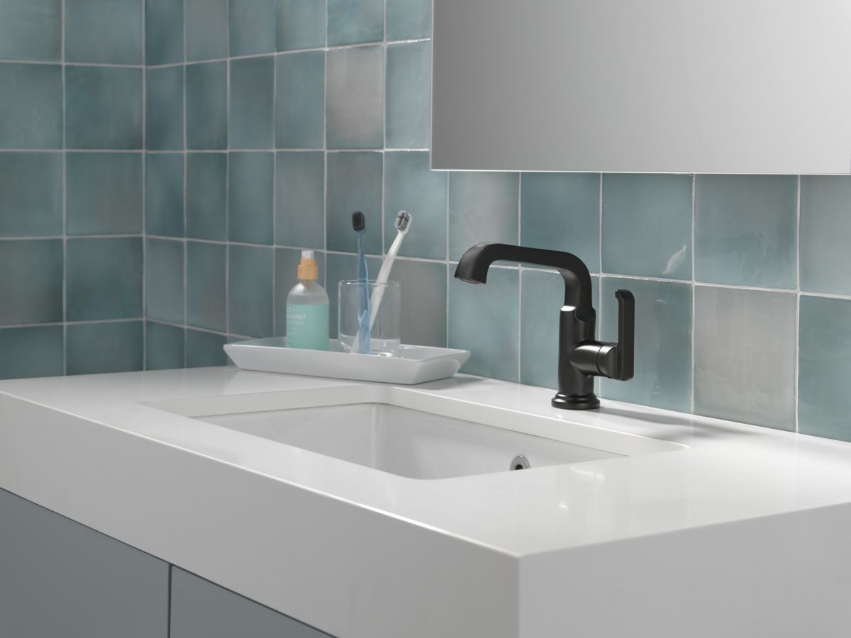DELTA Tetra Single Handle Bathroom Faucet — Matte Black