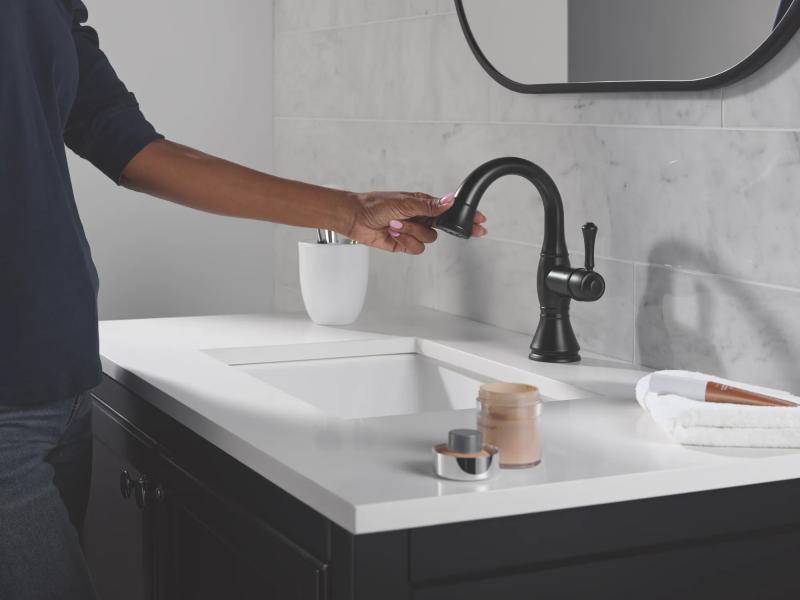 DELTA Cassidy Single Handle Pull Down Bathroom Faucet — Matte Black