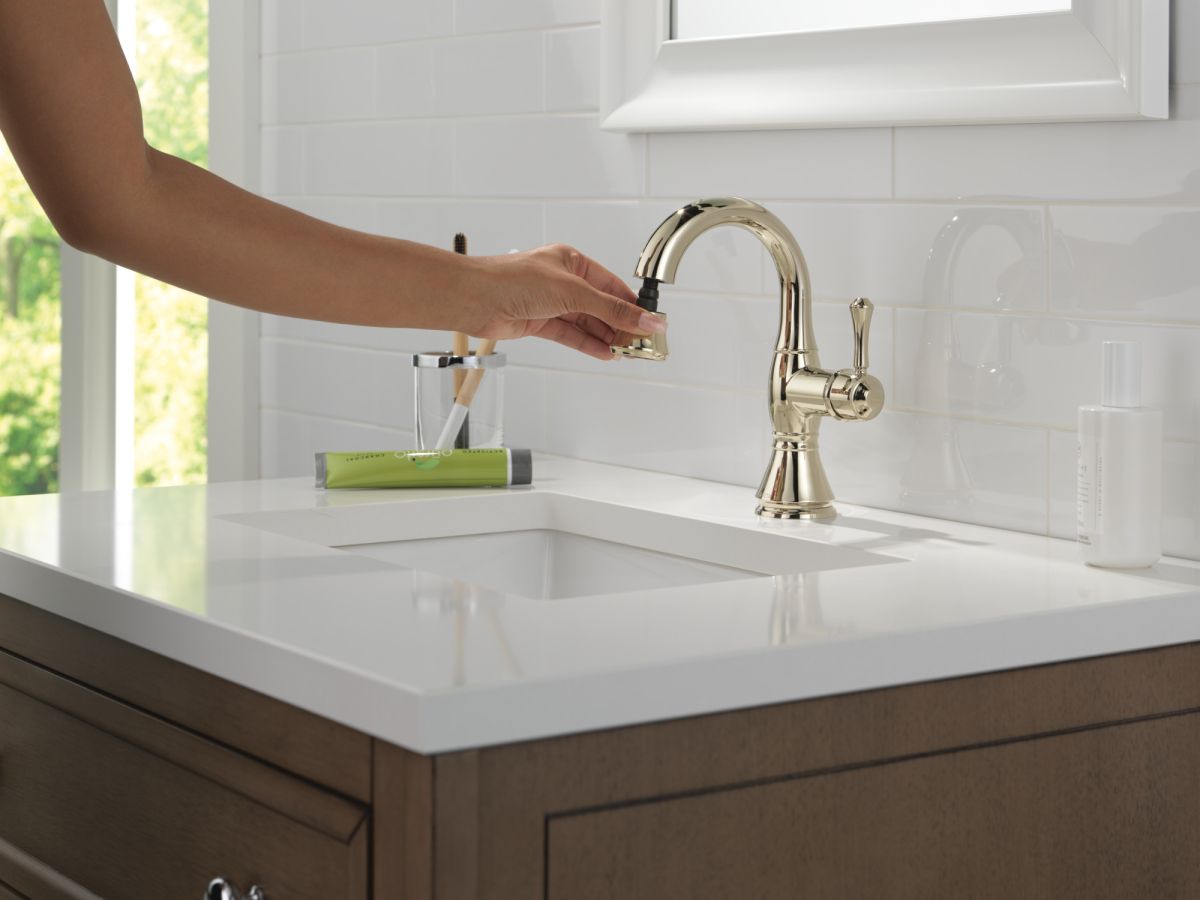 DELTA Cassidy Single Handle Pull Down Bathroom Faucet — Polished Nickel