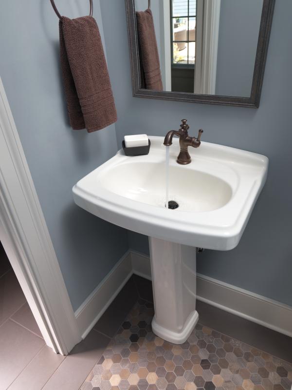DELTA Cassidy Single Handle Bathroom Faucet — Venetian Bronze