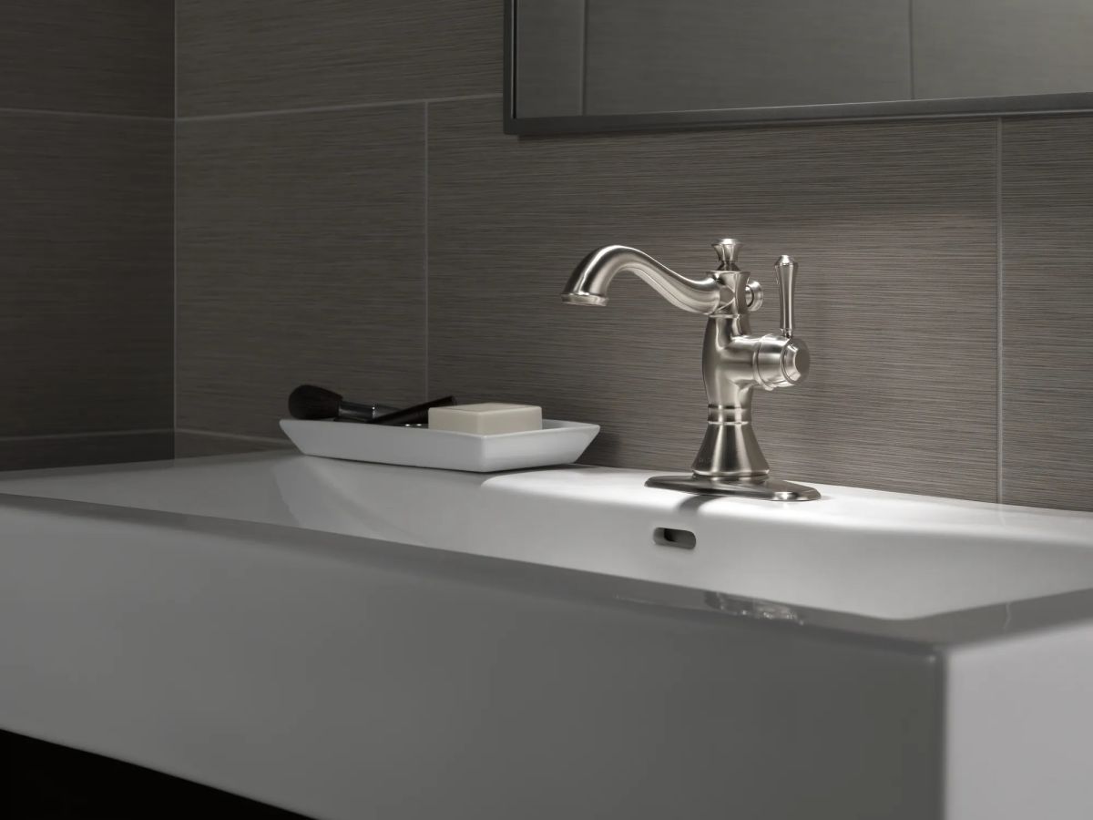 DELTA Cassidy Single Handle Bathroom Faucet — Stainless