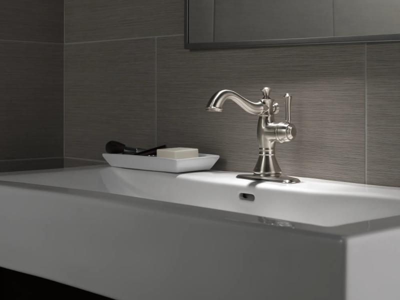 DELTA Cassidy Single Handle Bathroom Faucet — Stainless