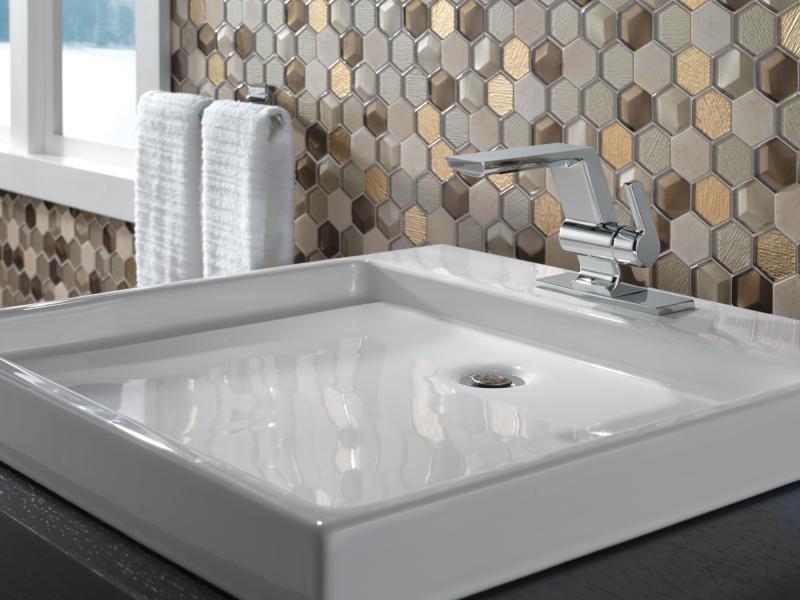 DELTA Pivotal Single Handle Bathroom Faucet — Lumicoat® Chrome
