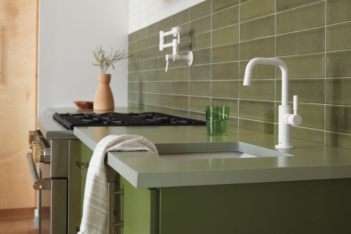 BRIZO Odin Beverage Faucet with Square Spout — Matte White