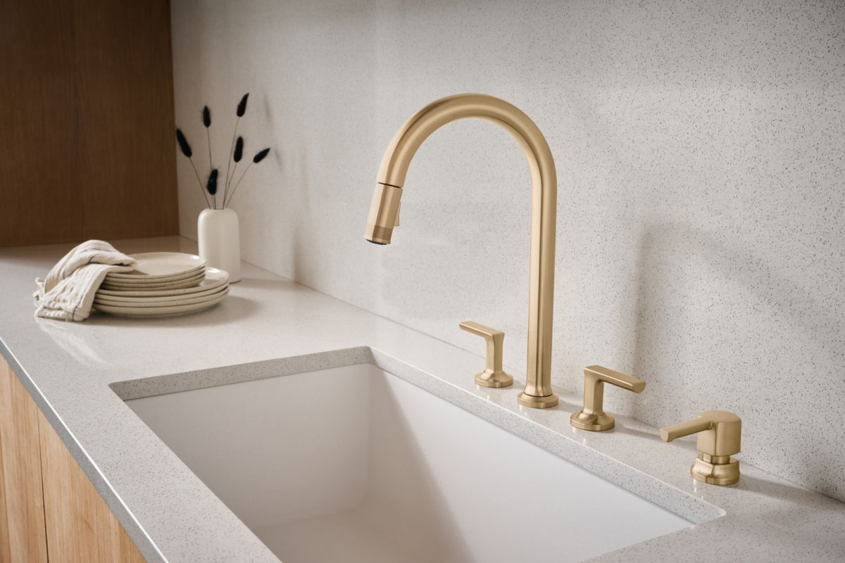 BRIZO Kintsu Widespread Pull-Down Faucet Lever Handle Kit — Lumicoat® Luxe Gold