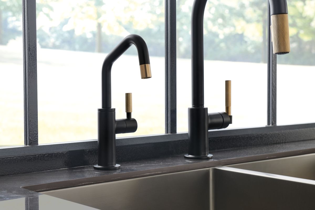 BRIZO Litze Pull-Down Faucet with Arc Spout and Knurled Handle — Matte Black/Luxe Gold