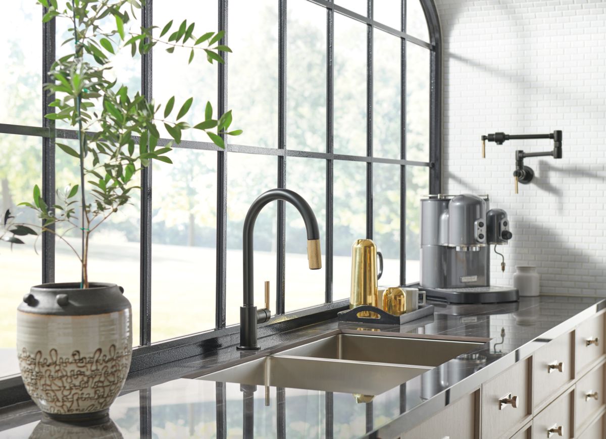 BRIZO Litze Pull-Down Faucet with Arc Spout and Knurled Handle — Matte Black/Luxe Gold