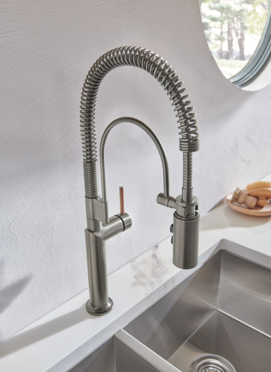 BRIZO Odin Semi-Professional Kitchen Faucet - Less Handle — Luxe Steel