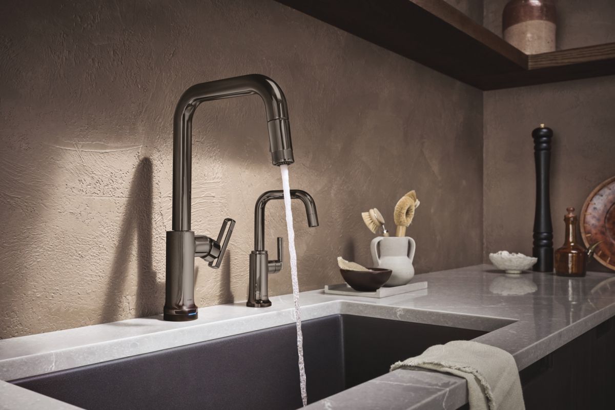 BRIZO Kintsu SmartTouch Pull-Down Faucet with Square Spout - Less Handle — Lumicoat® Black Onyx