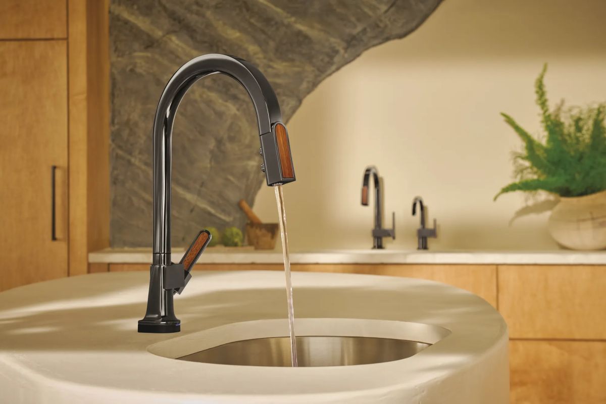 BRIZO Frank Lloyd Wright SmartTouch Pull-Down Kitchen Faucet with Arc Spout and Wood Wand - Less Handle — Brilliance Black Onyx / Wood