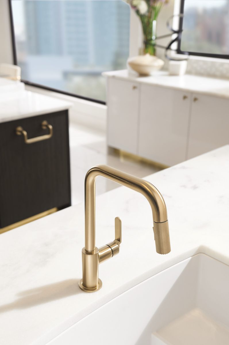 BRIZO Litze 8" Towel Bar — Luxe Gold
