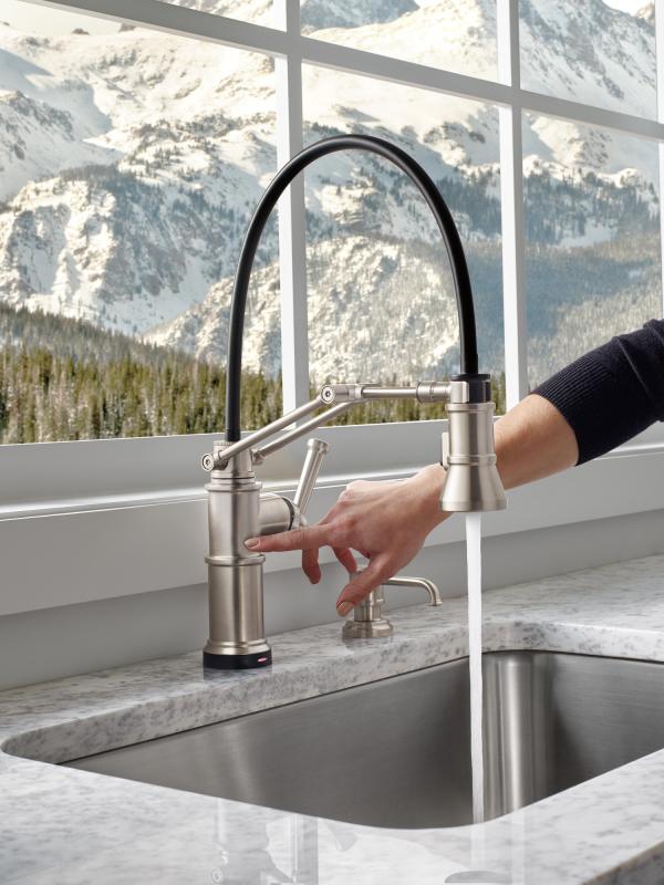 BRIZO Artesso Single Handle Articulating Kitchen Kitchen Faucet with SmartTouch Technology — Stainless