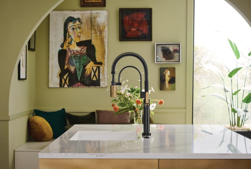 BRIZO Litze SmartTouch Semi-Professional Kitchen Faucet - Industrial Handle — Matte Black/Luxe Gold