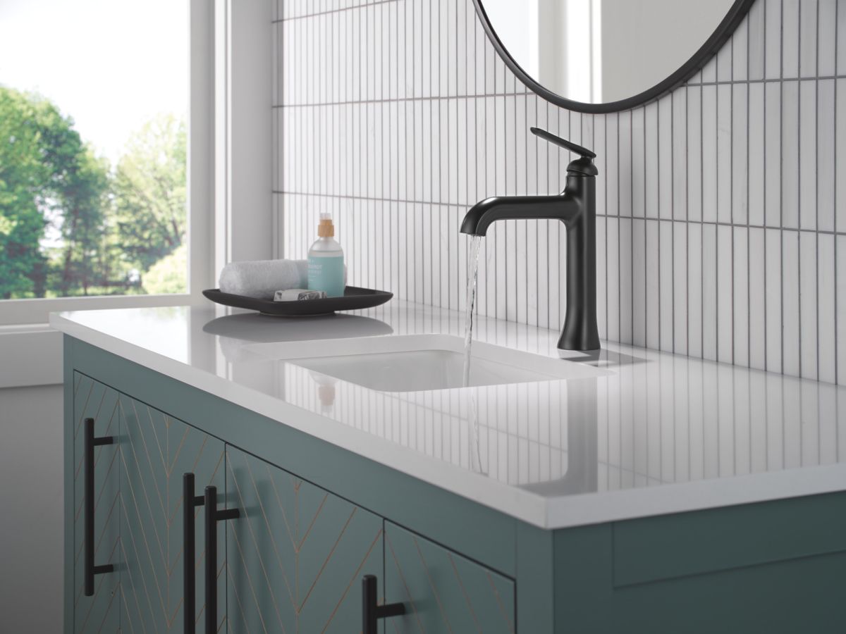 DELTA Bonacci Single Handle Mid-Height Bathroom Faucet — Matte Black