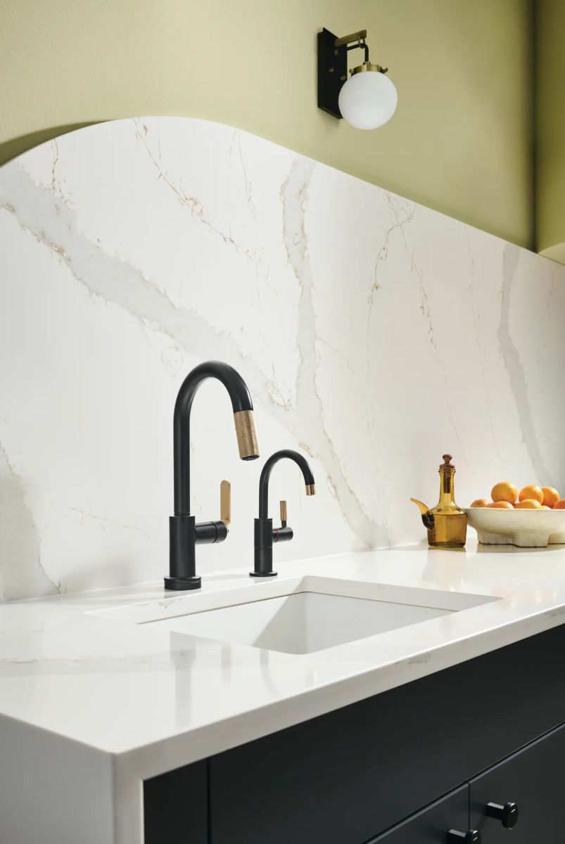 BRIZO Litze Instant Hot Faucet with Arc Spout and Knurled Handle — Matte Black/Luxe Gold