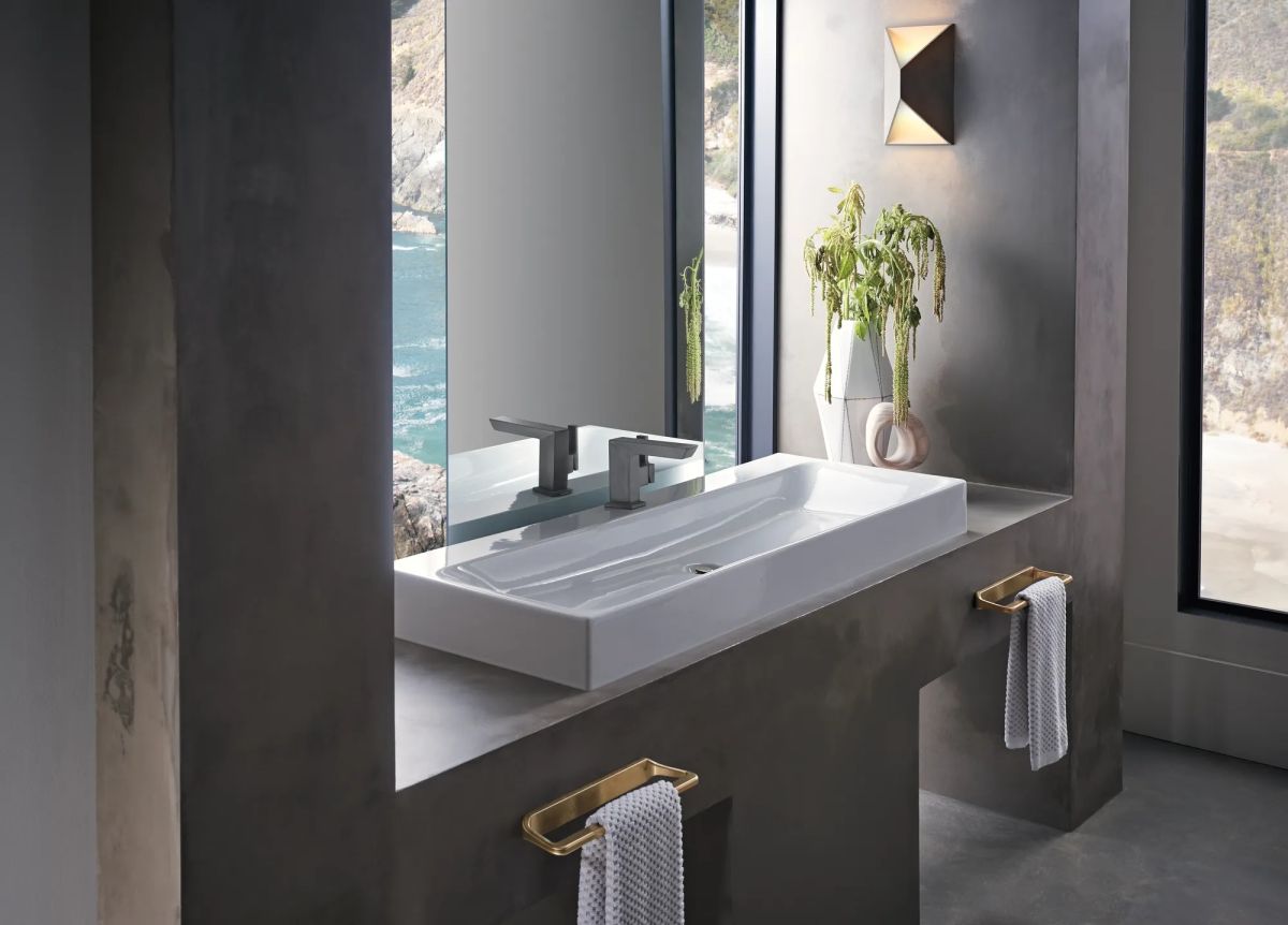 BRIZO Levoir 12" Towel Bar — Luxe Gold