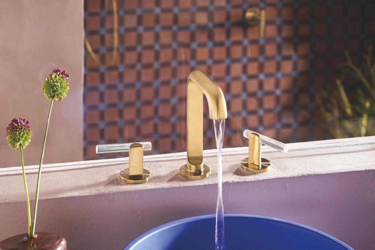 BRIZO Roccesco Widespread Lavatory Faucet with Square Spout - Less Handles — Luxe Gold