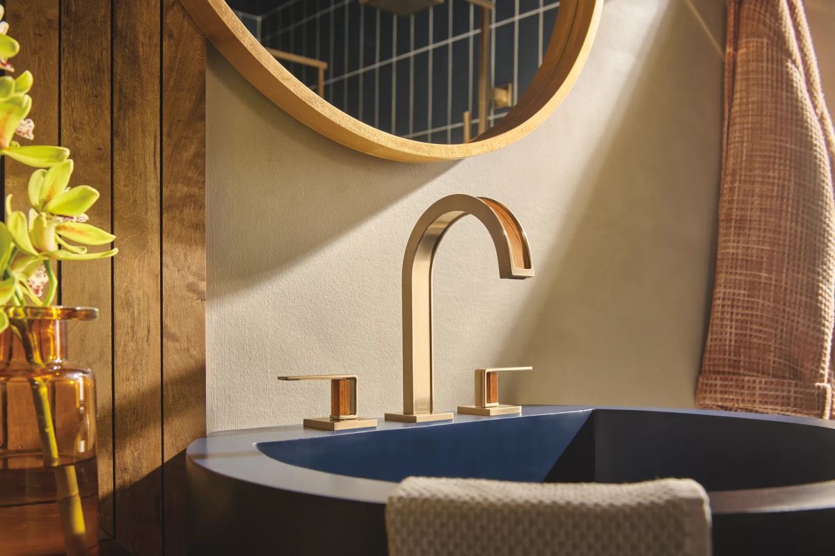 BRIZO Frank Lloyd Wright Widespread Lavatory Gap Lever Handle Kit — Luxe Gold / Wood