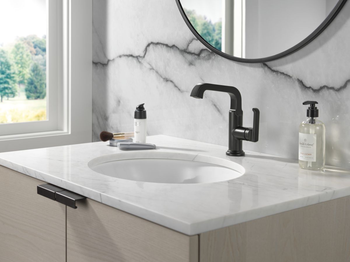 DELTA Tetra Single Handle Mid-Height Vessel Bathroom — Matte Black