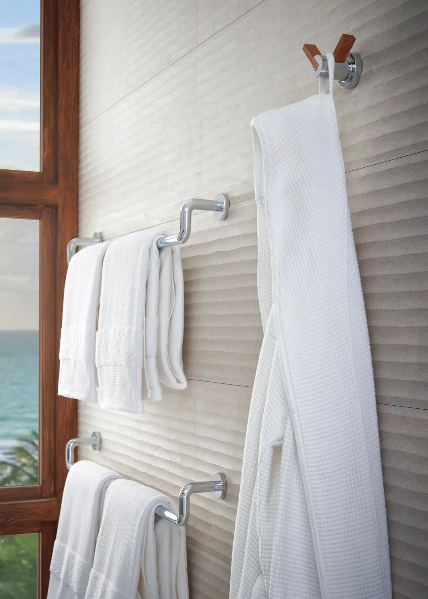 BRIZO Litze 30" Towel Bar — Chrome