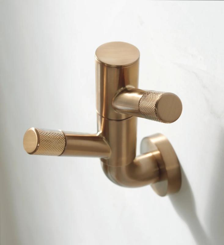 BRIZO Litze Rotating Double Robe Hook With Knurling — Luxe Gold