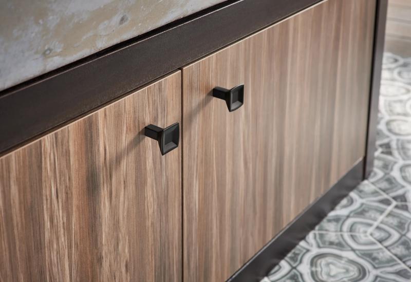BRIZO Vettis Drawer Knob — Matte Black