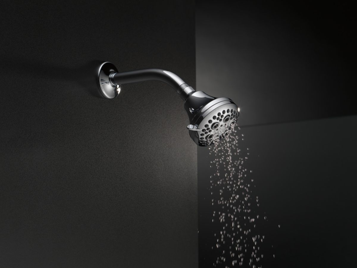 DELTA Universal Showering Components Shower Head 1.75 GPM 5-Setting — Chrome
