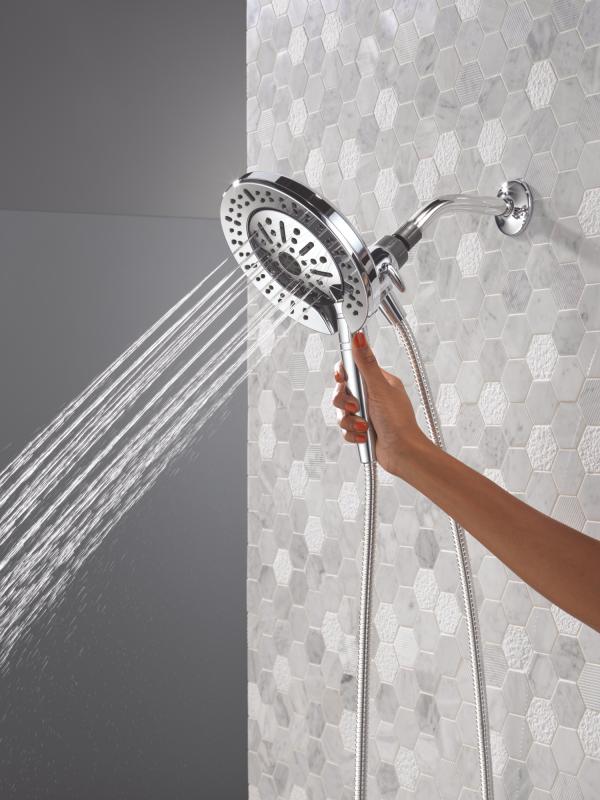DELTA Universal Showering Components 6-Setting In2ition  with ProClean — Chrome