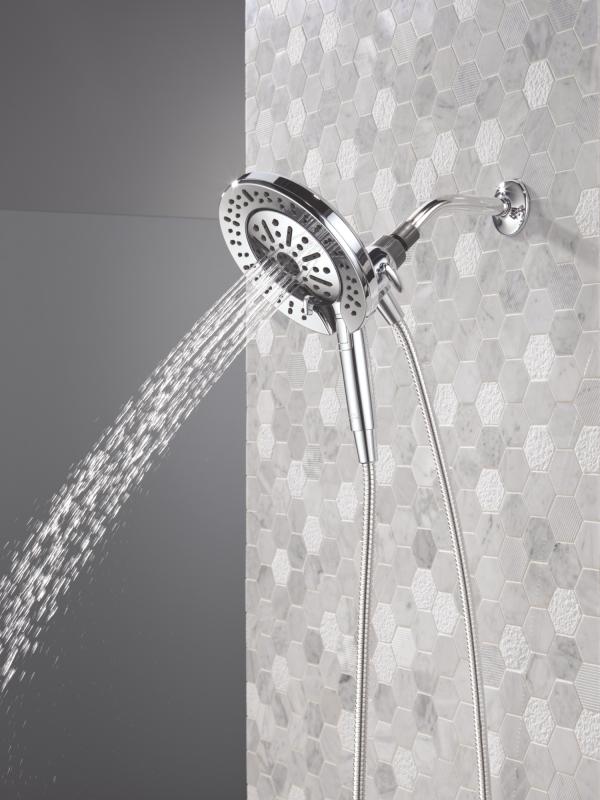 DELTA Universal Showering Components 6-Setting In2ition  with ProClean — Chrome