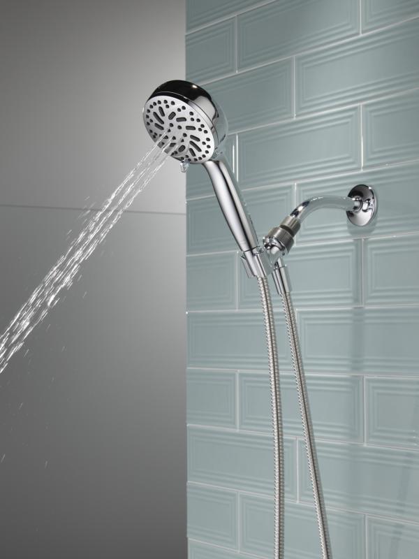DELTA Universal Showering Components 6-Setting Hand Shower with Cleaning Spray — Chrome