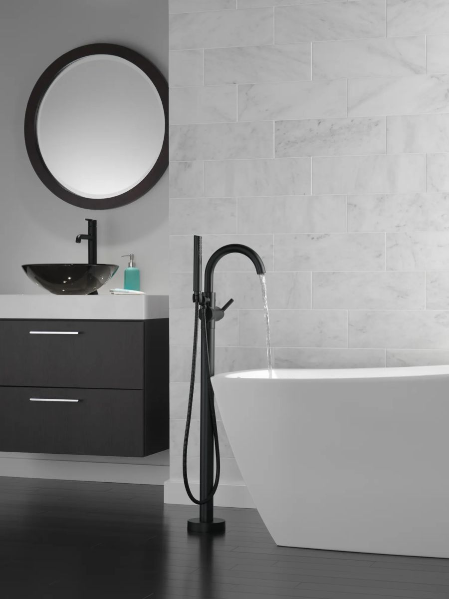 DELTA Trinsic Single Handle Vessel Bathroom Faucet — Matte Black