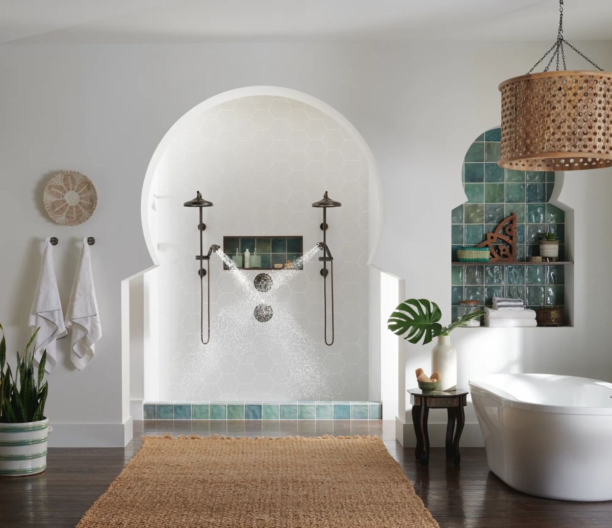 BRIZO Essential Shower Classic Round H2Okinetic Multi-Function Handshower — Venetian Bronze